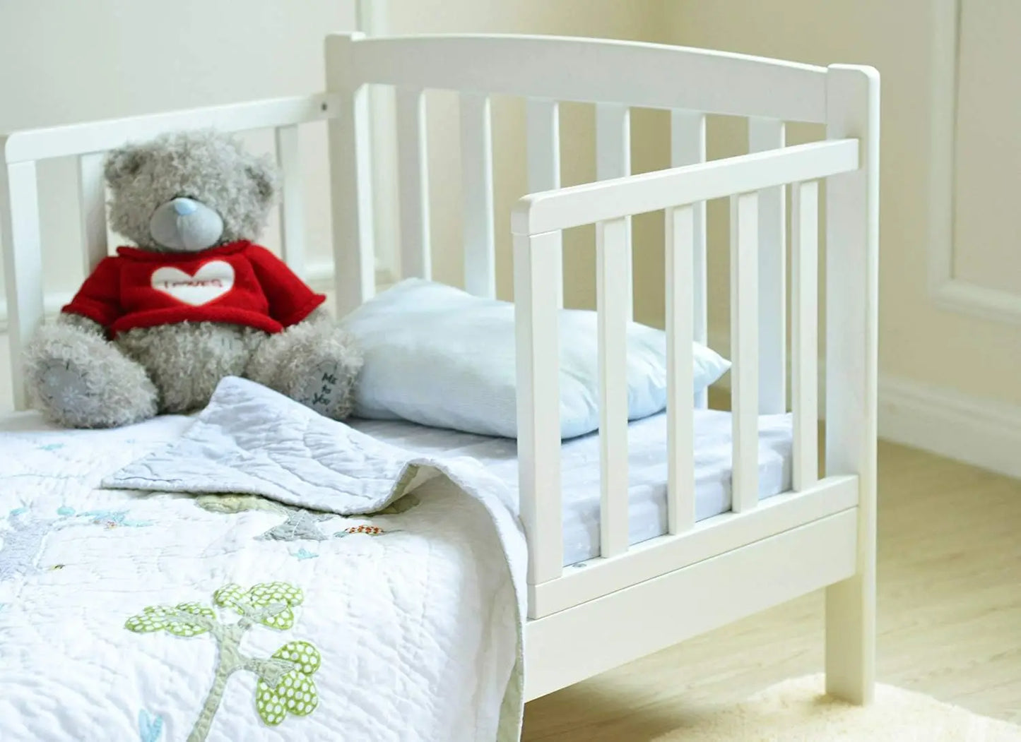 Bird_ White Solid Wooden Junior Toddler Kids Bed Montana with Foam Mattress and Safety Wooden Barrier (147 x 87.5 cm)