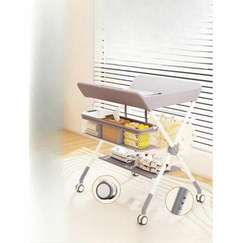 Bird _A Foldable Changing Table for Infants with Portable Operation Platform